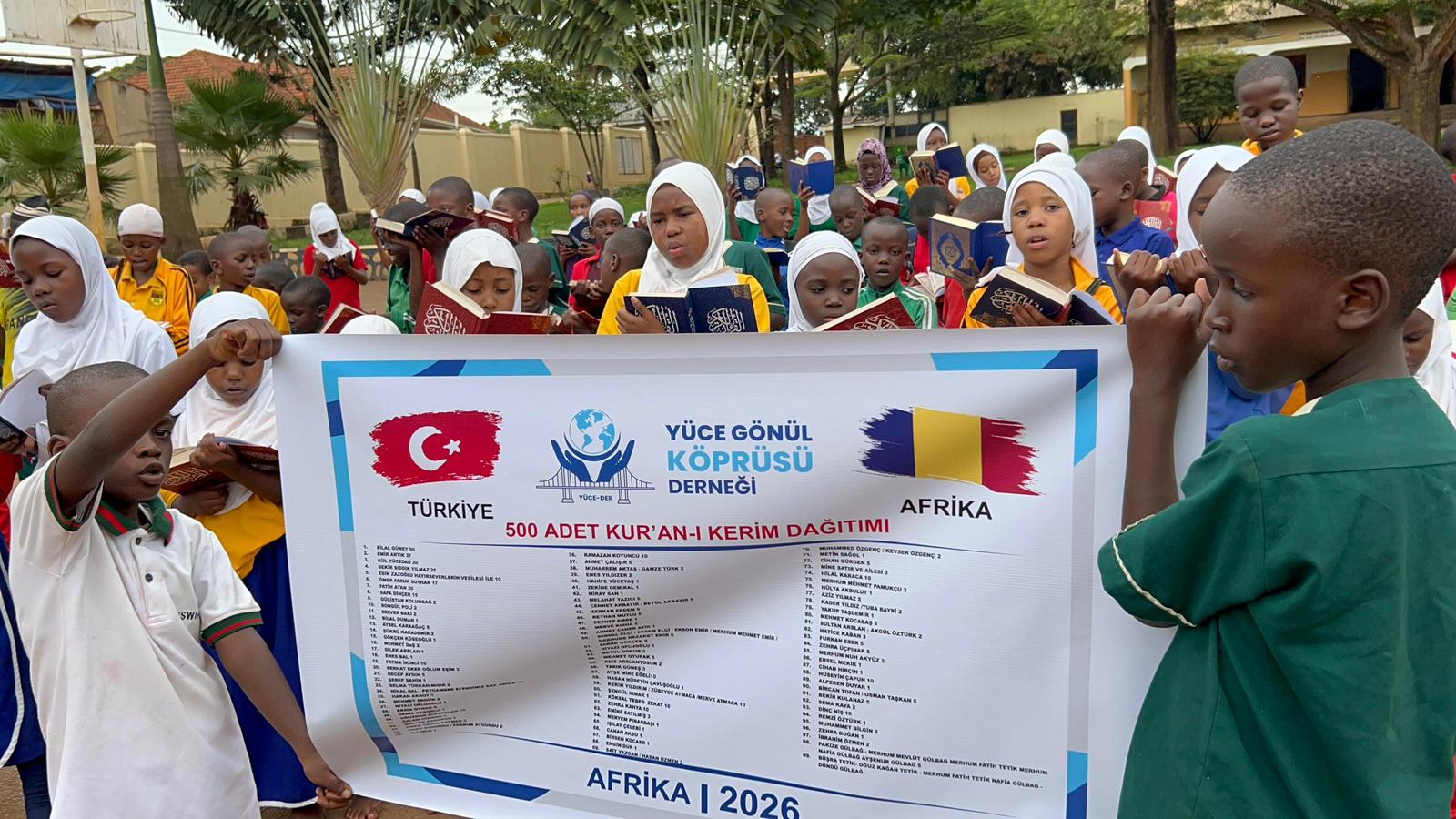 YENİ AÇILAN MEDRESEDE 500 ADET KUR'AN-I KERİM DAĞITIMINI GERÇEKLEŞTİRDİK.
